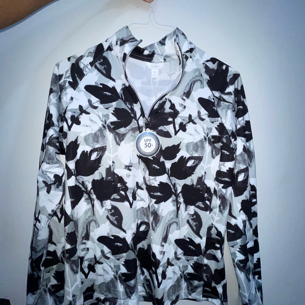 Lady Hagen Monochrome Floral 1/4 zip Top UPF 50+
